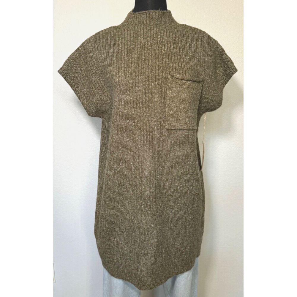 Entro Mock Neck Short Sleeve Sweater Dress with Pocket Size‎ Small Green TD21632